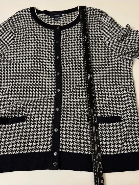 Lands' End Womens Black and White Houndstooth Cardigan Size 1X - Picture 6 of 6